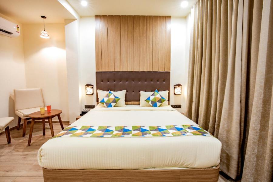Hotel Nexus Раджкот Екстер'єр фото