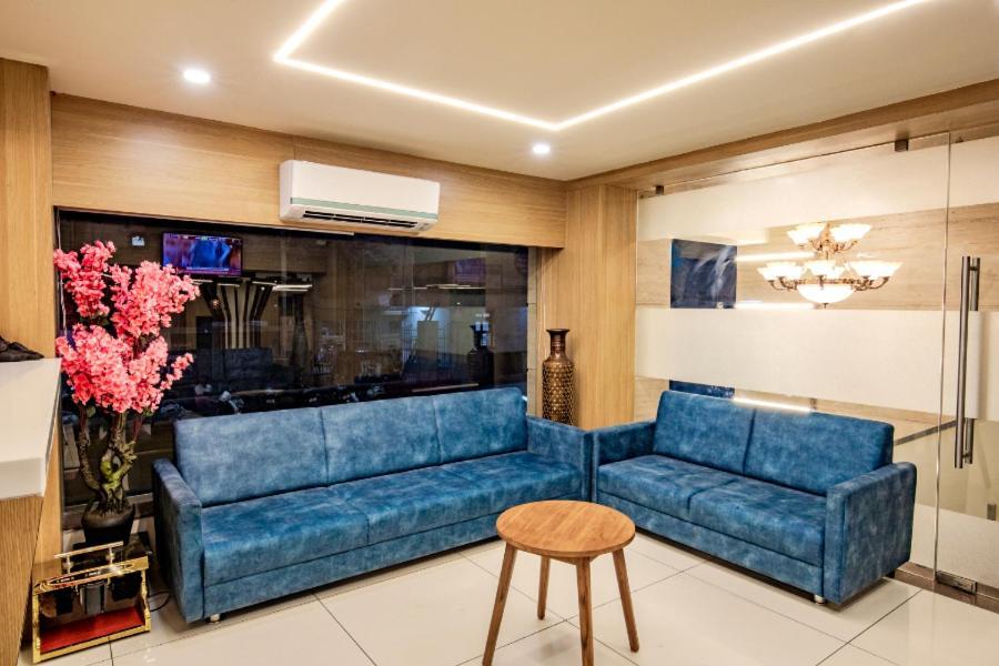 Hotel Nexus Раджкот Екстер'єр фото