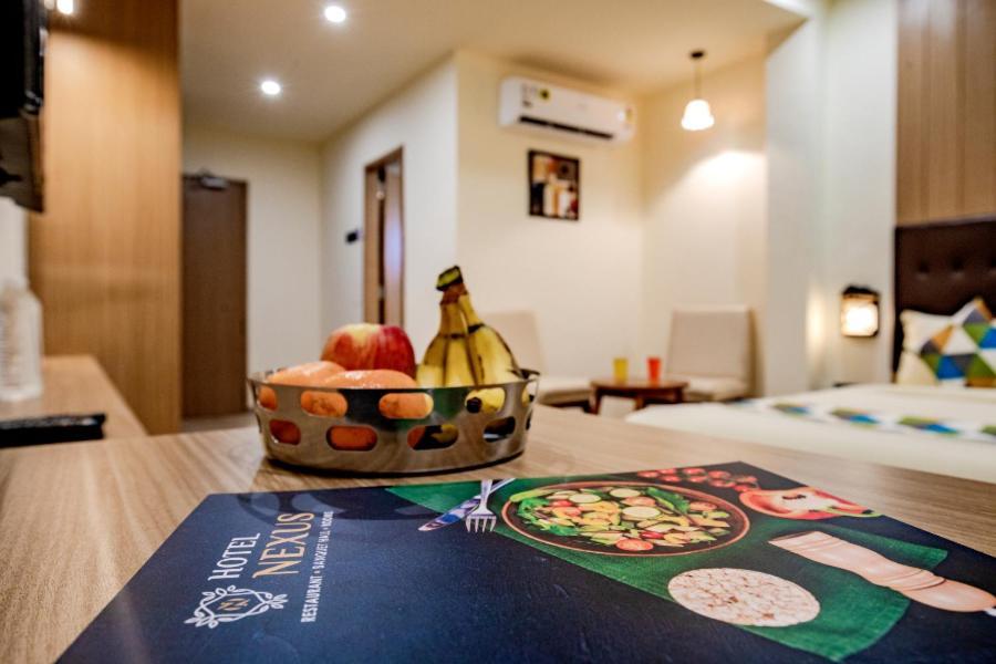 Hotel Nexus Раджкот Екстер'єр фото